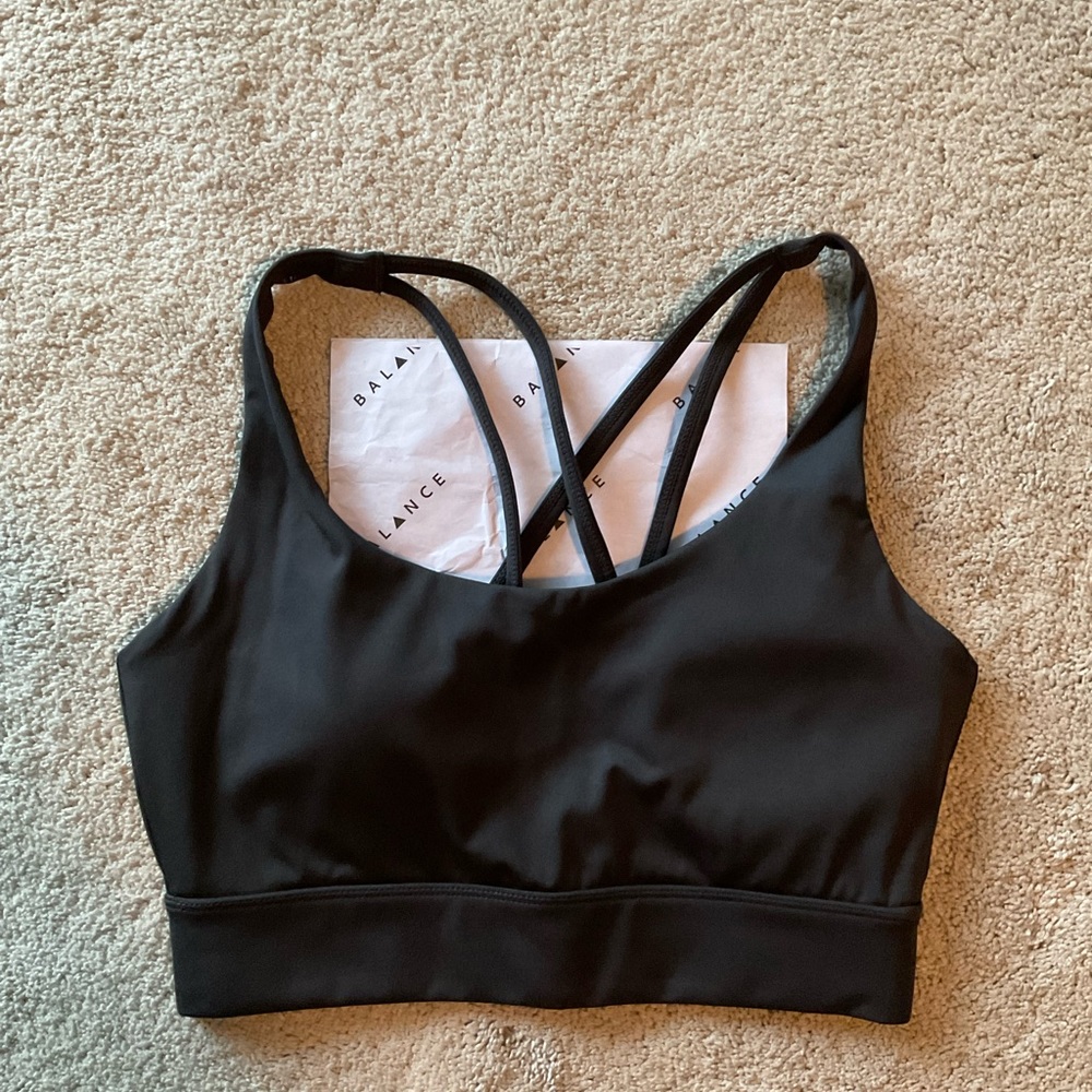 NIB Balance Athletica Quest Top